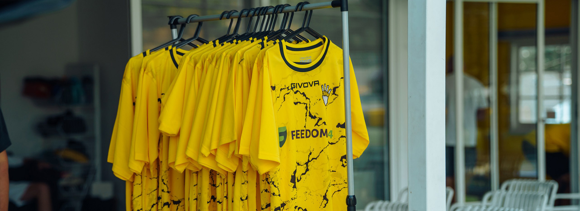 banner merch